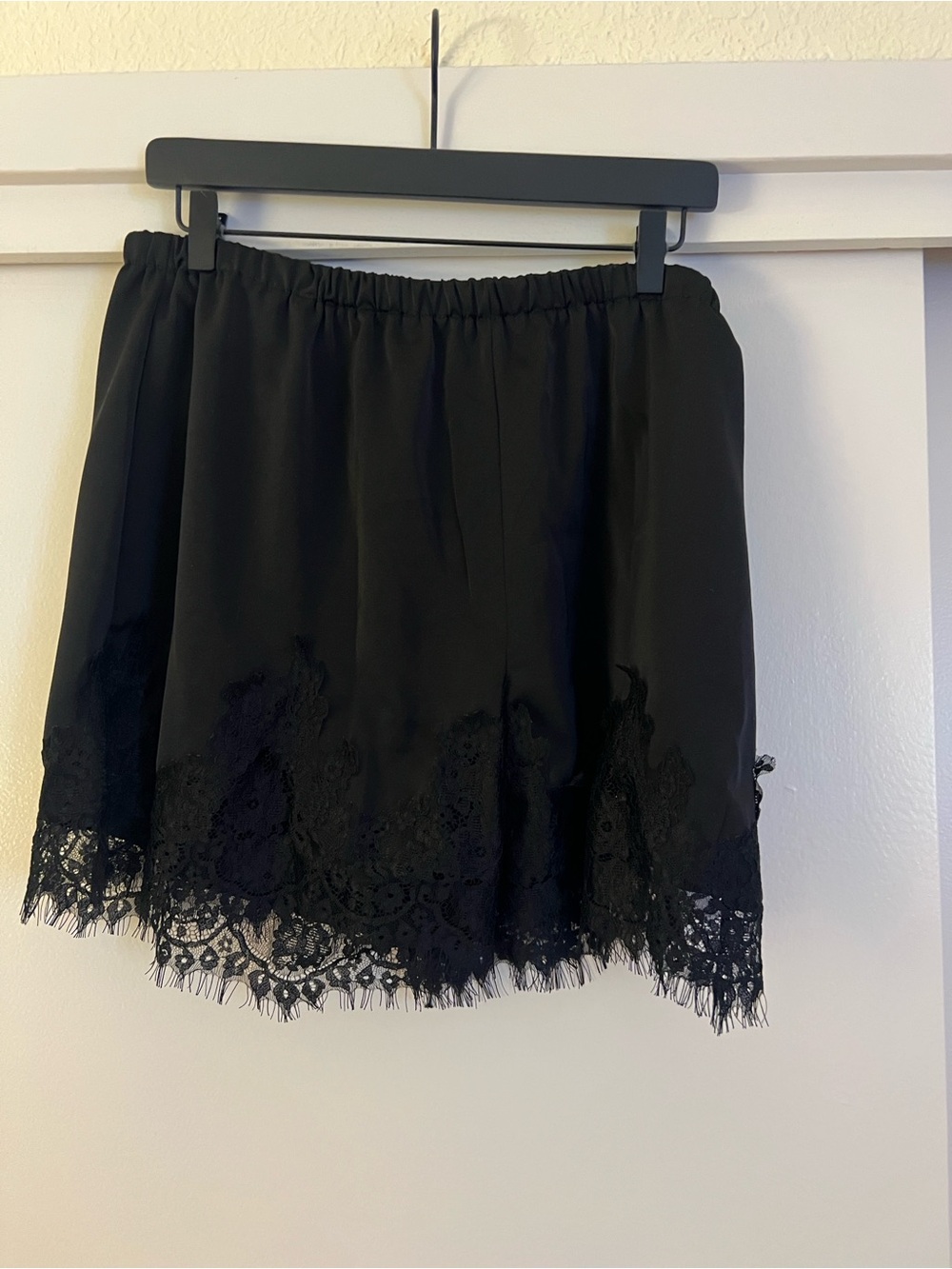 Black High-Waist Lace Trim Women's Shorts